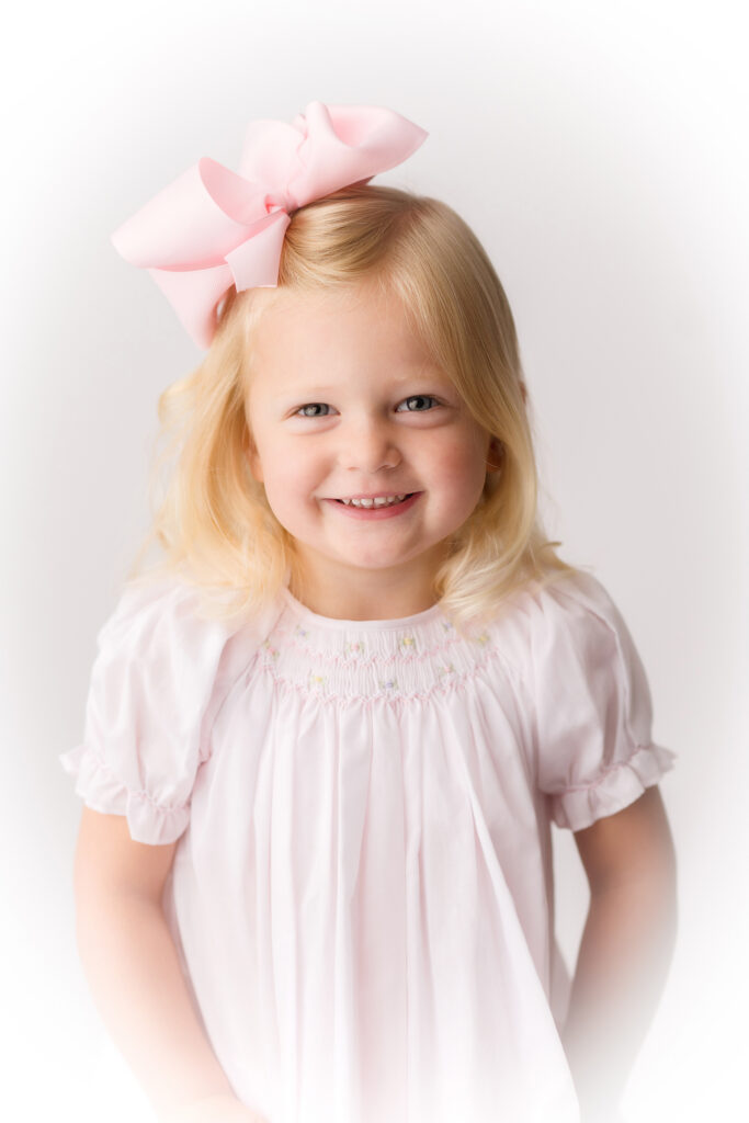 Children's Photographer in Charleston - Heirloom Portrait Photography in Charleston - An heirloom Portrait of a little girl in Charleston, SC. 