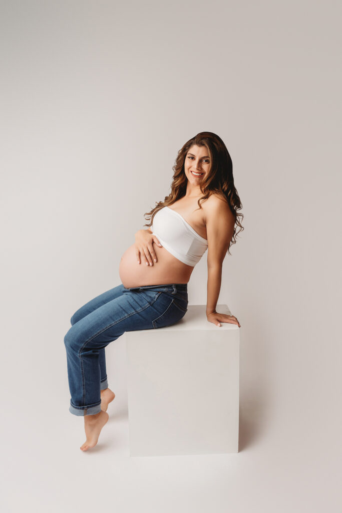 Charleston Maternity Photographer |  What to Wear for Maternity Photos - Pregnant mother poses for Studio Maternity Portraits at Holy City Babies Portrait Studio in Charleston, SC. 